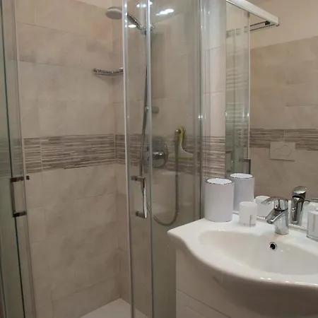 Apartmán Panorama View, Pool & Garden, 2 Bathrooms, Kingsize & Single-beds, Fast Internet Toscolano Maderno