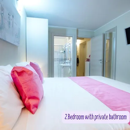 Apartmán Panorama View, Pool & Garden, 2 Bathrooms, Kingsize & Single-beds, Fast Internet *